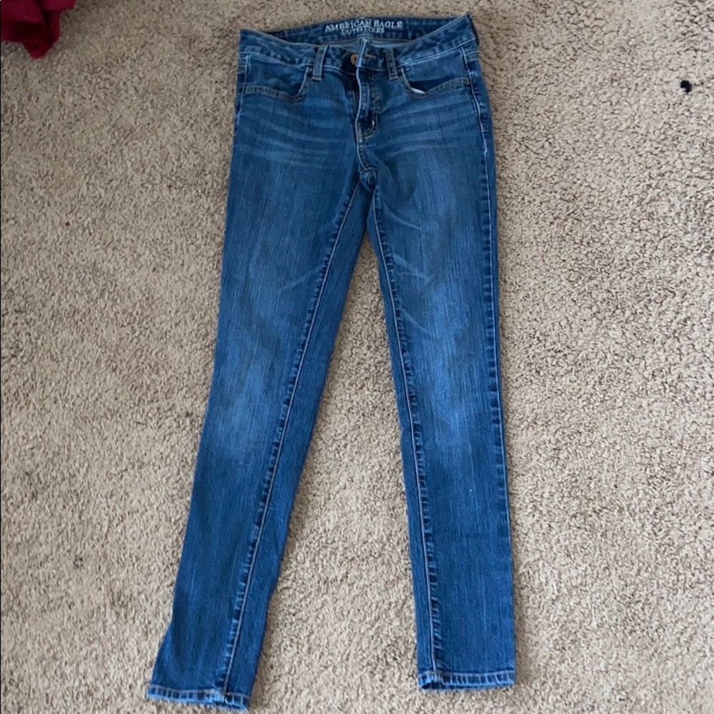 American Eagle Medium wash skinny jeans, no holes